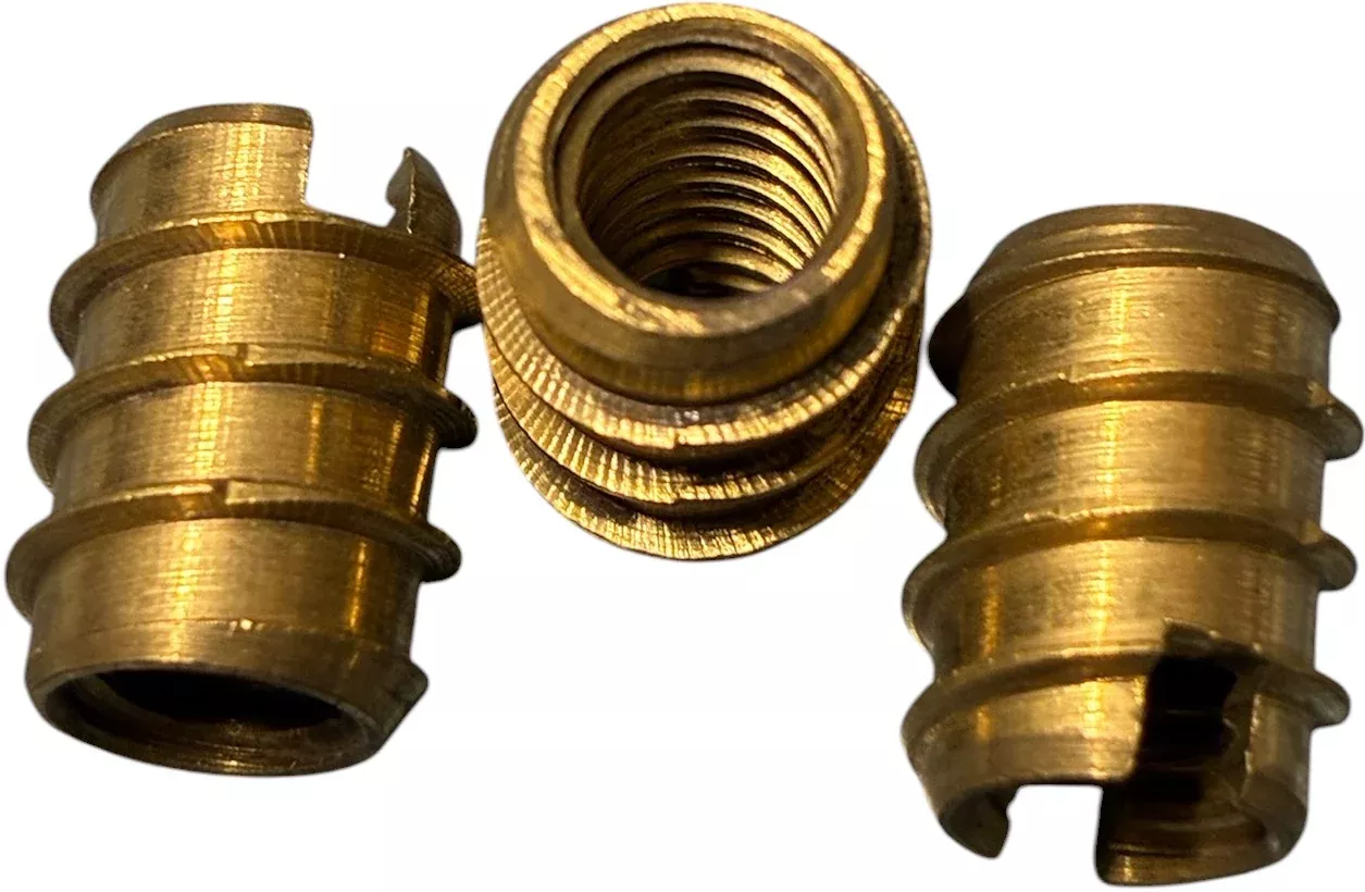 (BTI0832) BRASS THREADED INSERT 8-32 (DRILL 13 /64 HOLE)- 20 pcs /pkg