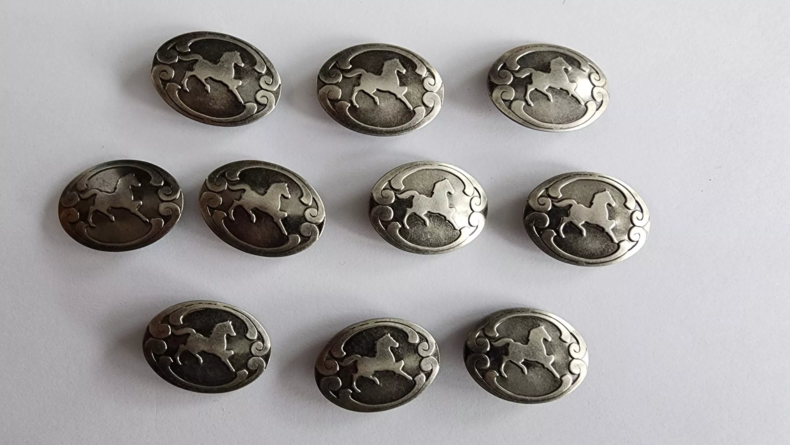 Concho Horse w/Rivet – 10 pieces